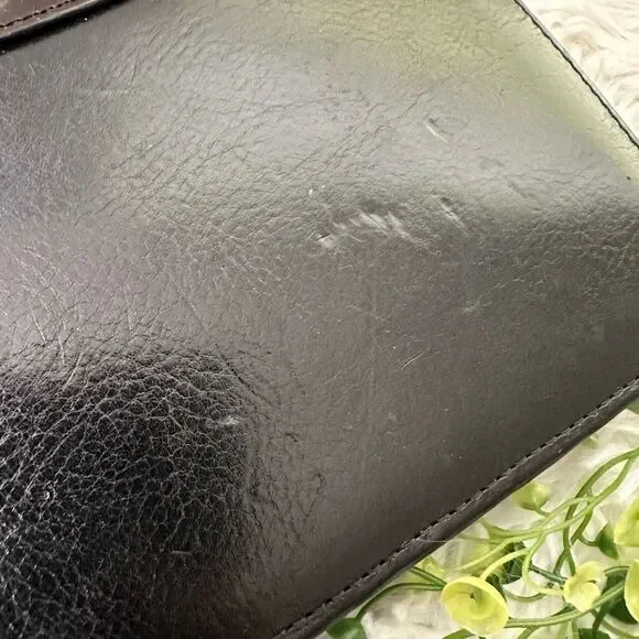 Brighton Black Leather Binder with Croc Emboss and Silver Decorative Clasp - Picture 13 of 13